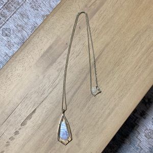 Kendra Scott - long necklace